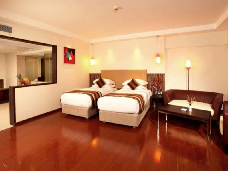 Mapple Adhwryou Hotel